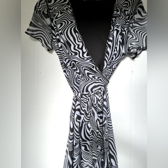 Y2K Wrap Mini Dress - Picture 4 of 5